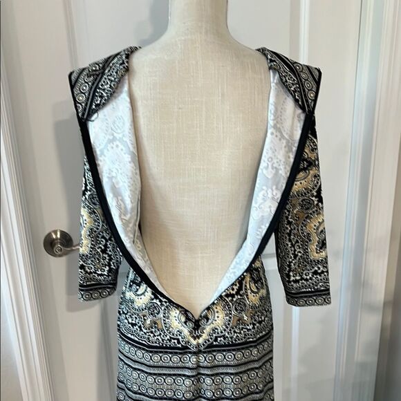 J. McLaughlin Monochrome Patterned Long Sleeve Dress - Picture 8 of 8